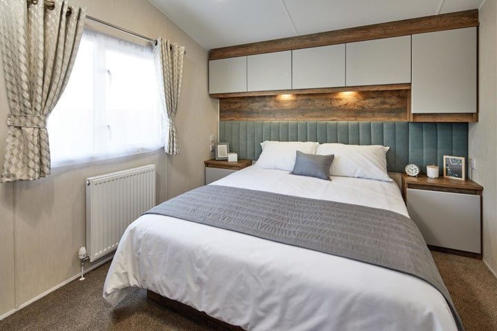 willerby brookwood 38 x 12 caravan master bedroom